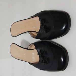 Cole Haan Women's 8.5B Star Fish Tassels kitten Heel Shoes